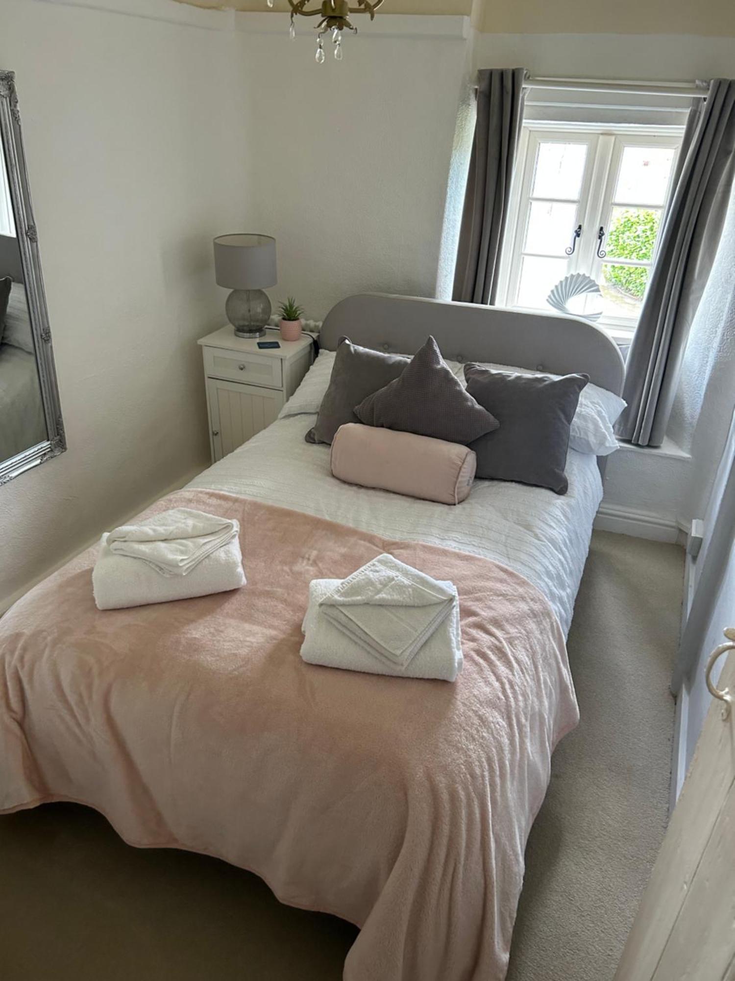Rosedale A Charming Detached 4 Bedroom Cottage. Brixham Exteriör bild